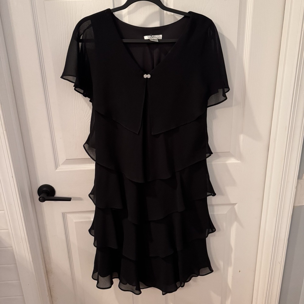 VINTAGE 80s Black Georgette Ruffled Flapper Dress by Patra Size 10 Semi Formal‎
